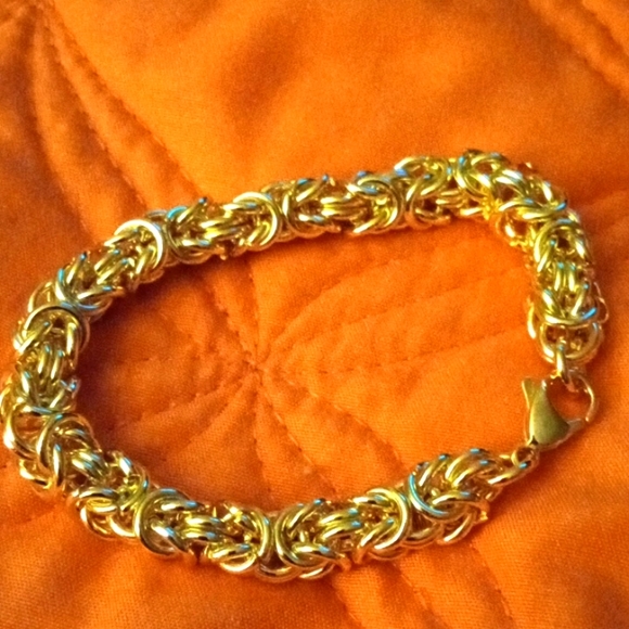 Byzantine Jewelry 4 Karat Gold Over Sterling Threesided Byzantine